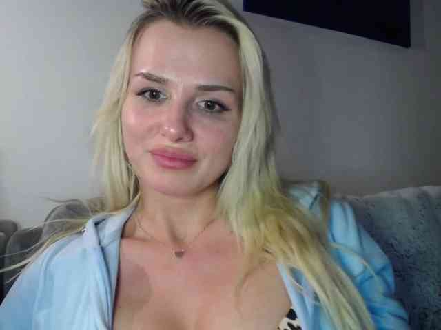 CorneliaSweet webcam