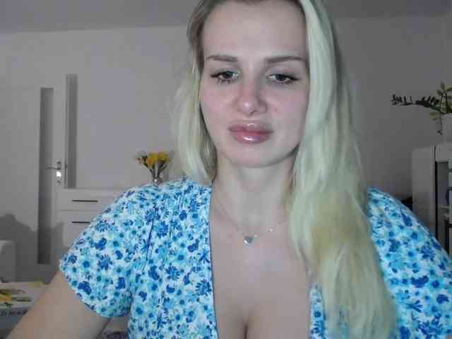 CorneliaSweet webcam