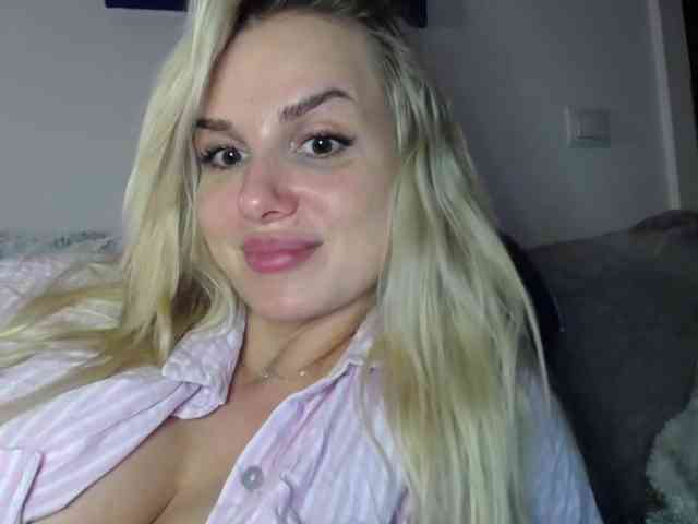 CorneliaSweet webcam