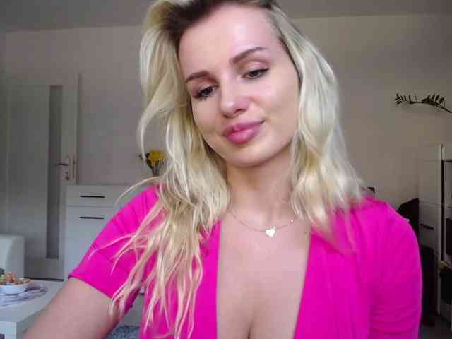 CorneliaSweet webcam