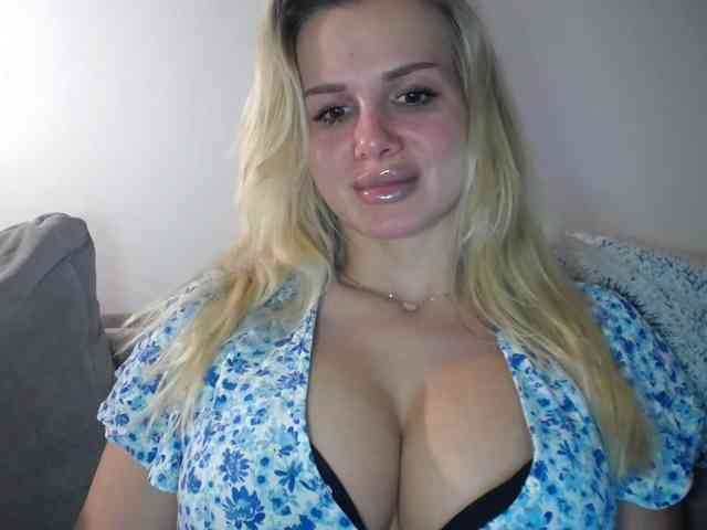 CorneliaSweet webcam