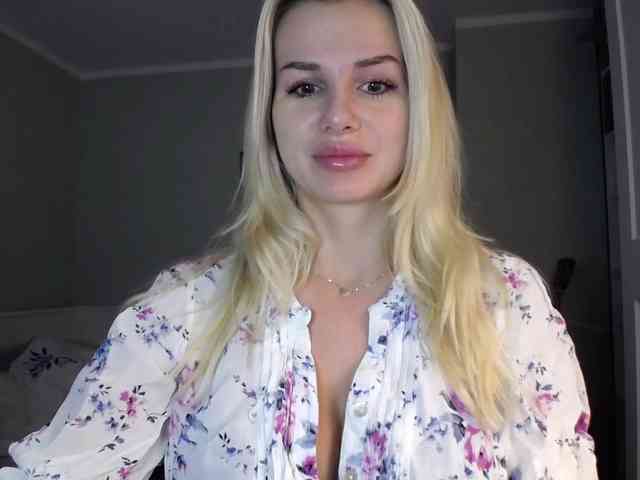 CorneliaSweet webcam