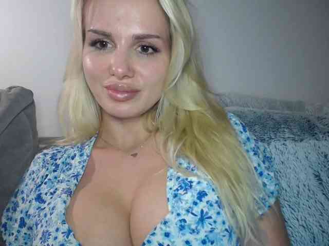 CorneliaSweet webcam