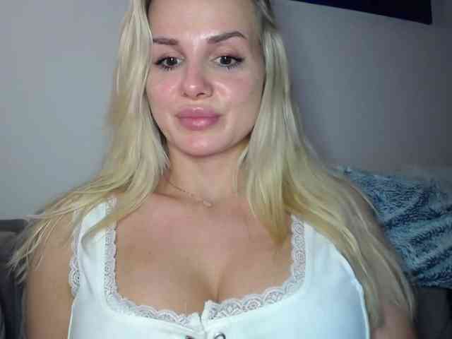 CorneliaSweet webcam