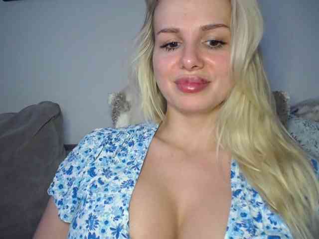 CorneliaSweet webcam