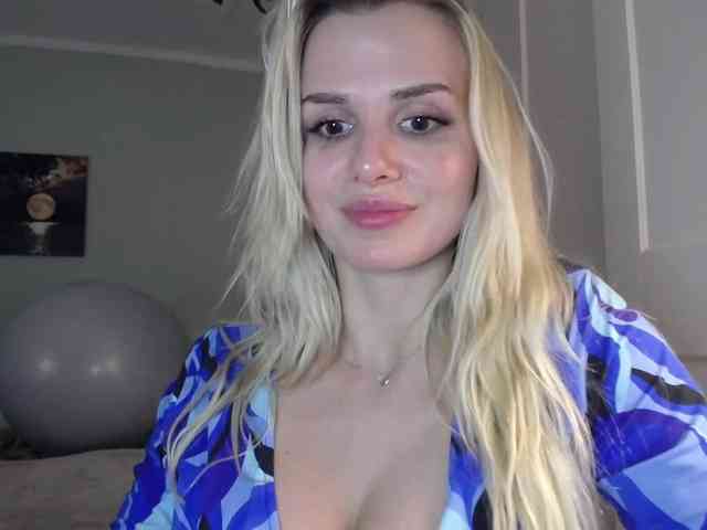 CorneliaSweet webcam