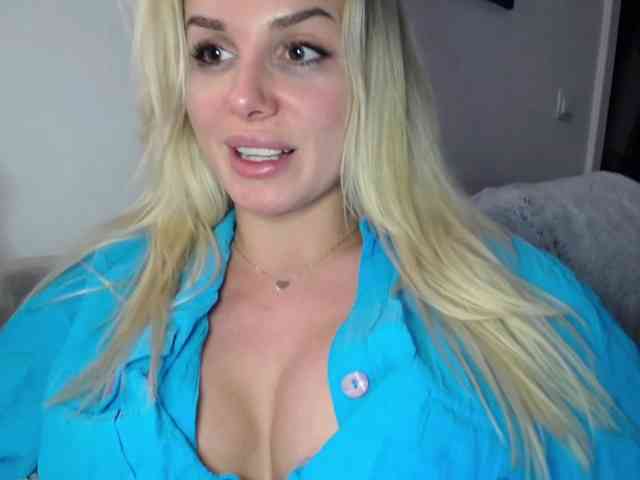 CorneliaSweet webcam