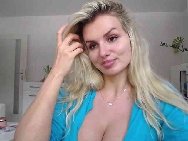 CorneliaSweet webcam