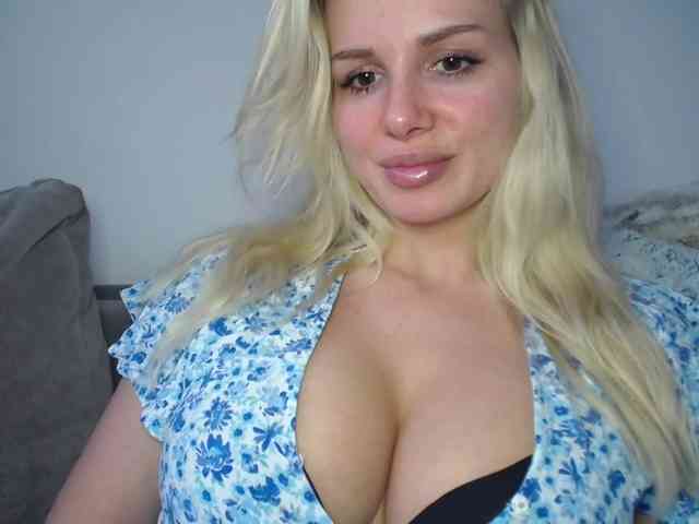 CorneliaSweet webcam