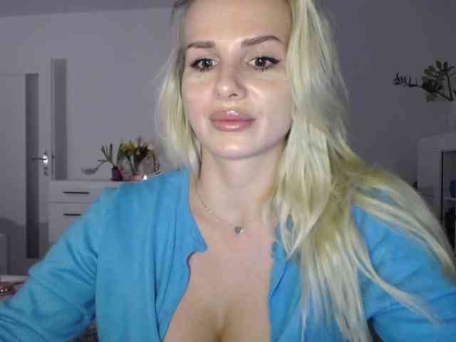 CorneliaSweet webcam