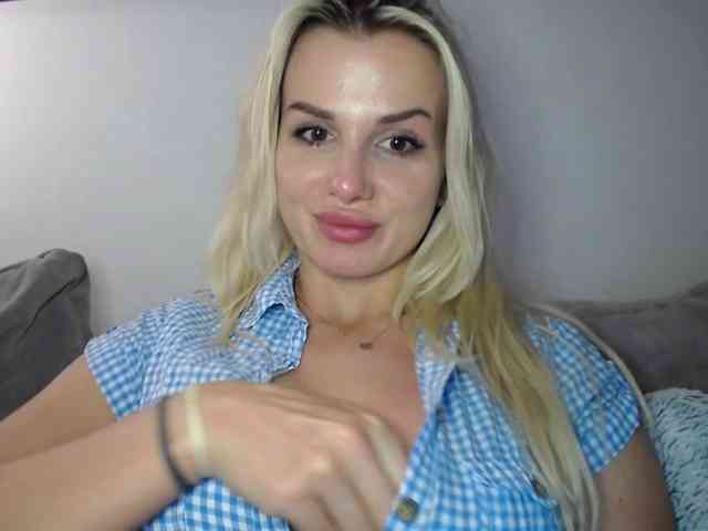 CorneliaSweet webcam