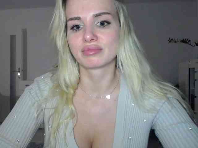 CorneliaSweet webcam