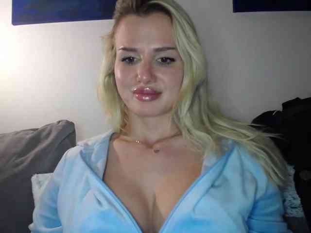 CorneliaSweet webcam