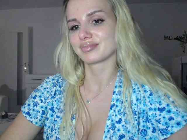 CorneliaSweet webcam