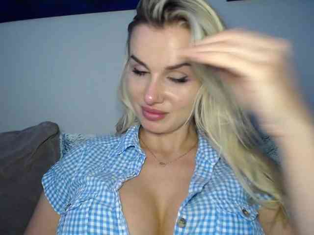 CorneliaSweet webcam