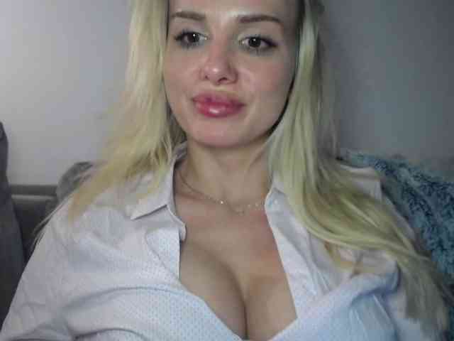 CorneliaSweet webcam