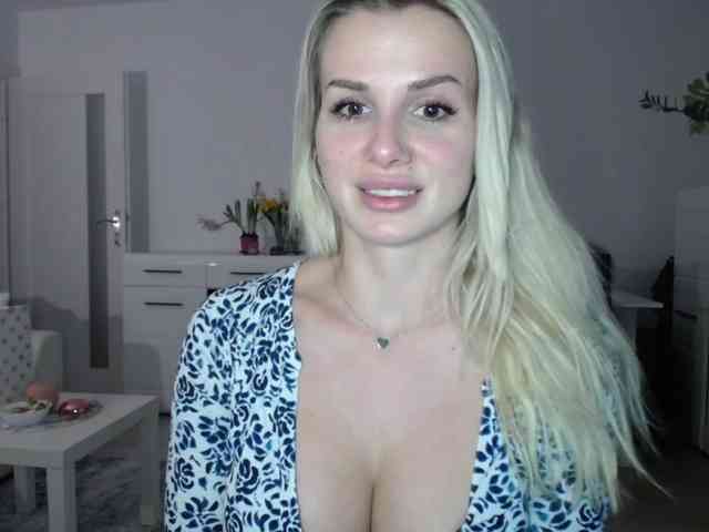 CorneliaSweet webcam