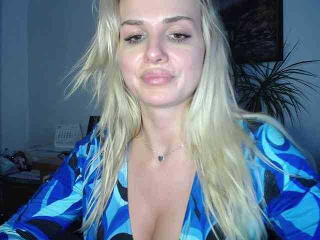 CorneliaSweet webcam