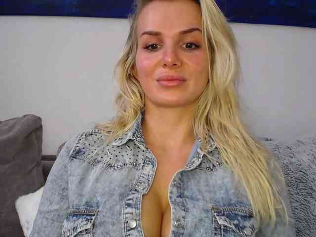 CorneliaSweet webcam