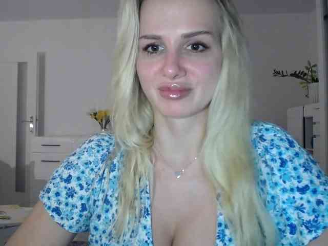 CorneliaSweet webcam