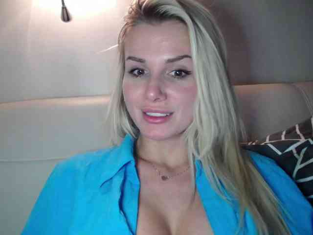 CorneliaSweet webcam