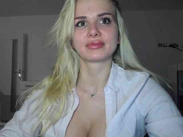 CorneliaSweet webcam