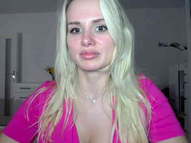 CorneliaSweet webcam