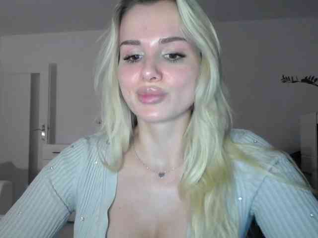 CorneliaSweet webcam