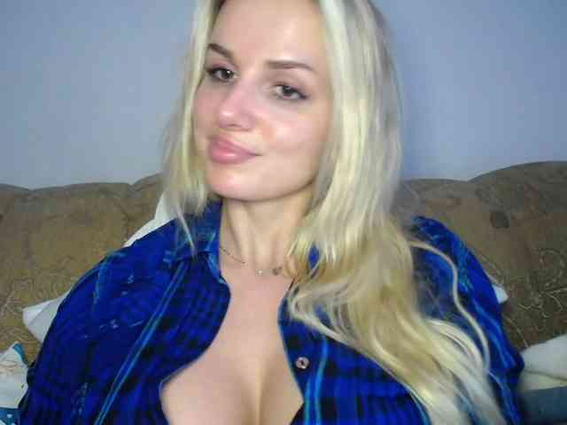 CorneliaSweet webcam