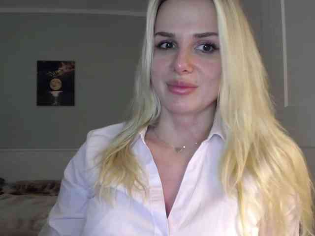 CorneliaSweet webcam