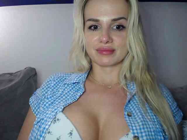 CorneliaSweet webcam