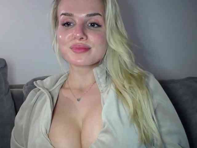 CorneliaSweet webcam