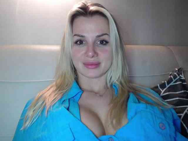 CorneliaSweet webcam