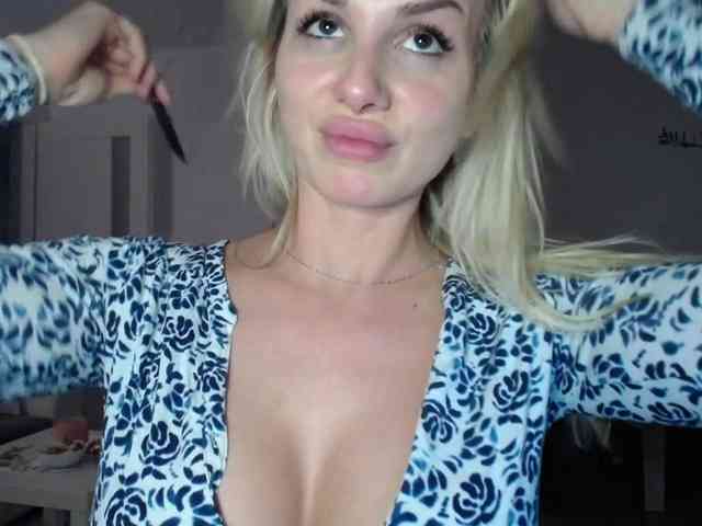 CorneliaSweet webcam