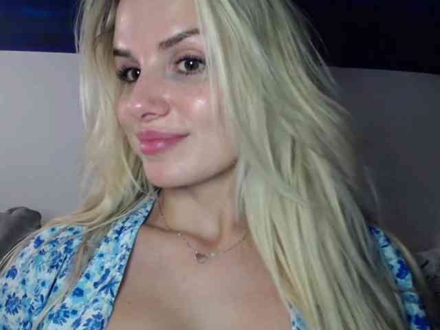 CorneliaSweet webcam