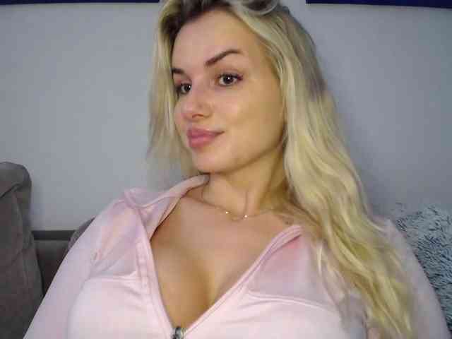 CorneliaSweet webcam