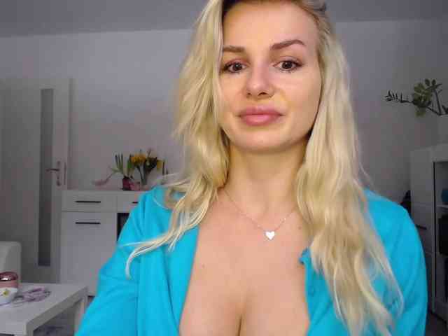 CorneliaSweet webcam