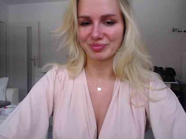 CorneliaSweet webcam