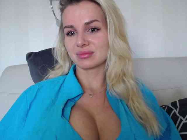 CorneliaSweet webcam