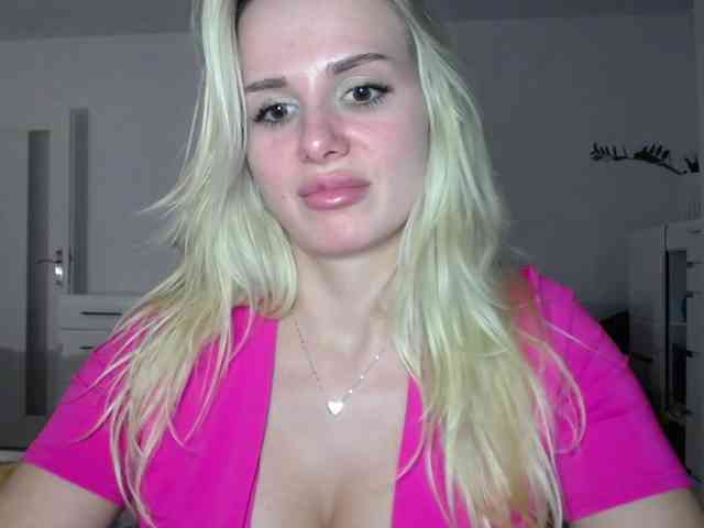 CorneliaSweet webcam