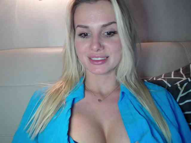 CorneliaSweet webcam