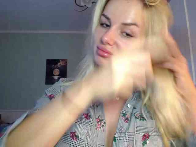 CorneliaSweet webcam