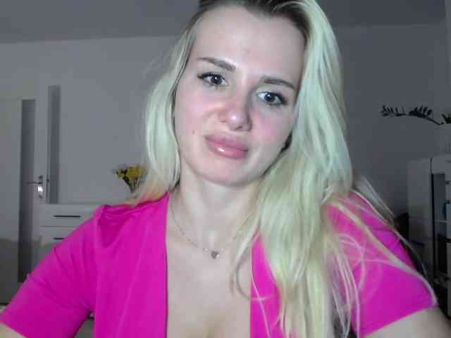 CorneliaSweet webcam