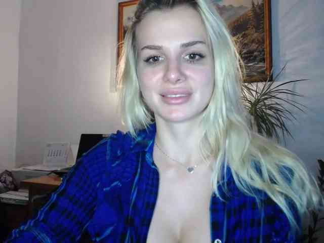 CorneliaSweet webcam