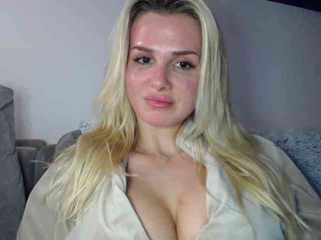 CorneliaSweet webcam