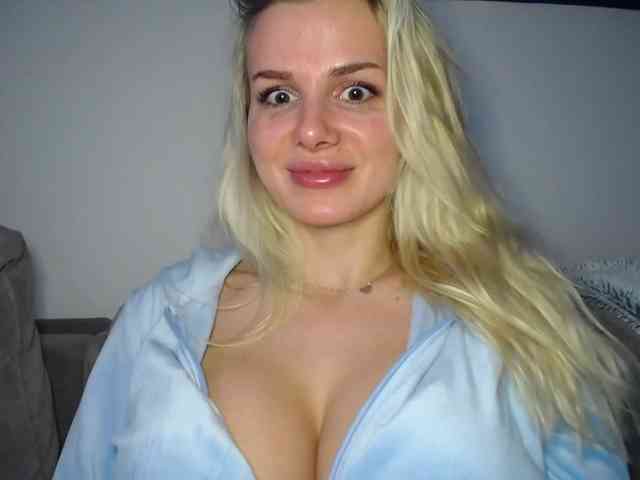 CorneliaSweet webcam