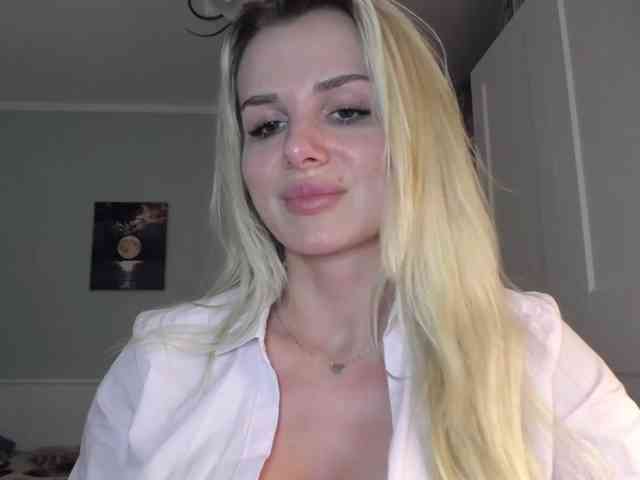 CorneliaSweet webcam