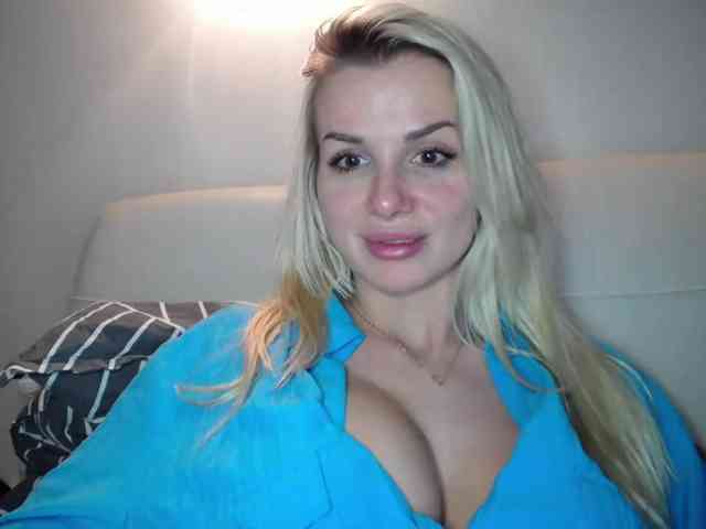 CorneliaSweet webcam