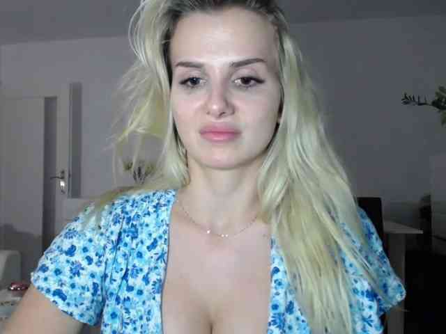 CorneliaSweet webcam