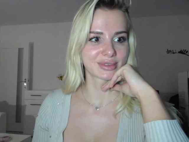 CorneliaSweet webcam